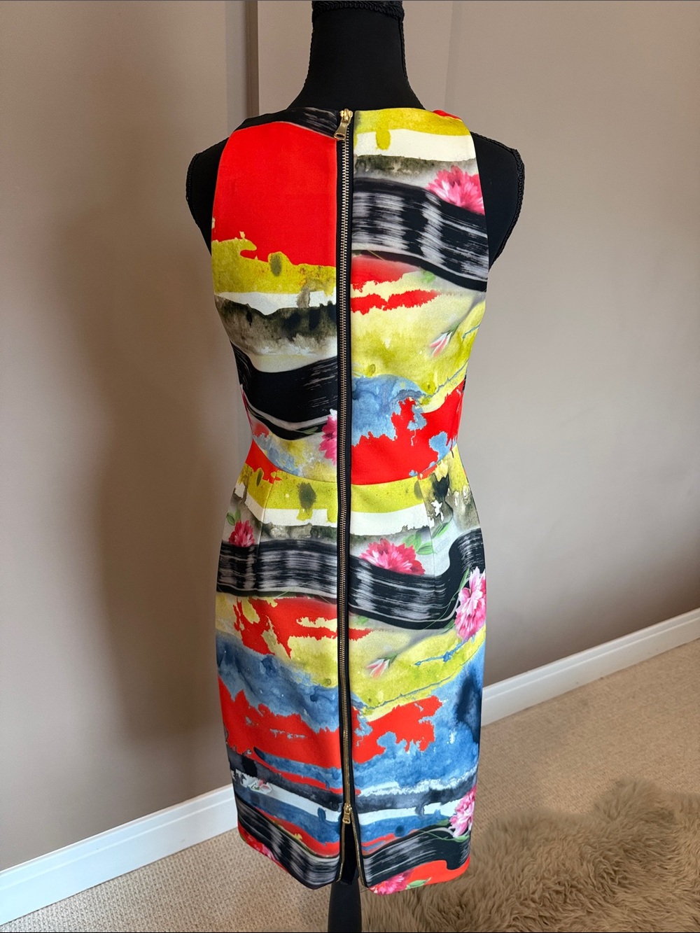 Milly Red Multicolor Abstract Print Cutout Midi Dress - Picture 2 of 2